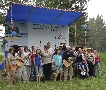Среди участников фестиваля "Байкал-2012" Владимир Татарников (с гитарой слева), Татьяна Таранец (4-я слева в красном) и Петр Дайнеко (с гитарой справа)