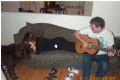 После пьянки у меня дома, город Ньютаун, пригород Филадельфии, штат Пенсильвания. Слева направо: моя собака Нуфи (сучка, ньюфаунленд), Мария Школьник и я. Дата, стоящая на фото, неверна, ибо электронные часы цифрового фотоаппарата были установлены неверно. На самом деле событие это состоялось 19 октября 2000 года.