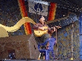 Московский открытый фестиваль "Коломенское 2006". На сцене Александр Мирзаян.